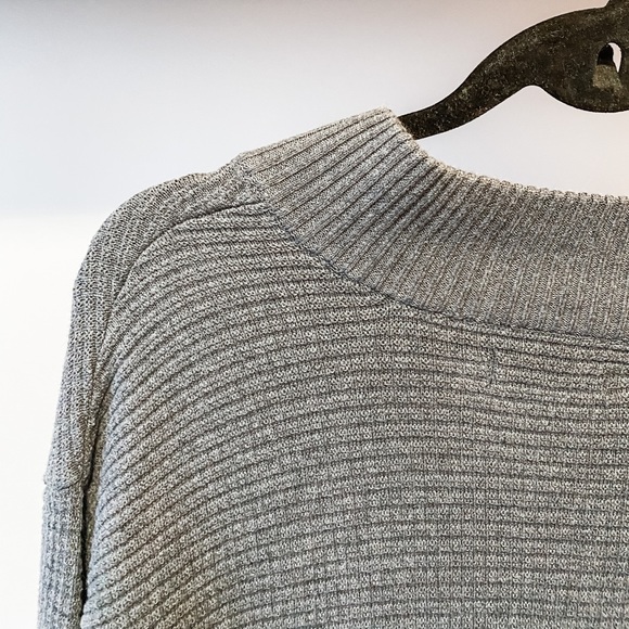 Men’s Button Down Sweater - Picture 3 of 6